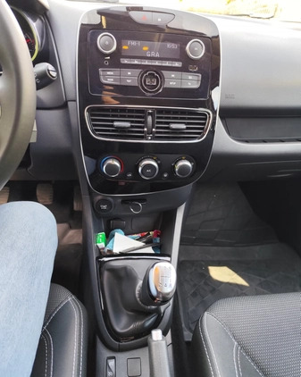 Renault Clio cena 40900 przebieg: 102640, rok produkcji 2019 z Toruń małe 121